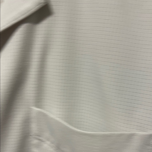 DSG Men's Short-Sleeve Button-Down Shirt in Cream - Picture 2 of 3